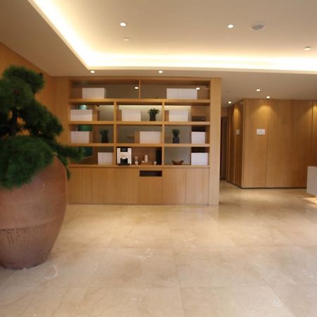 Ji Hotel Shanghai Bund East Nanjing Road Pedestrian Street Bagian luar foto