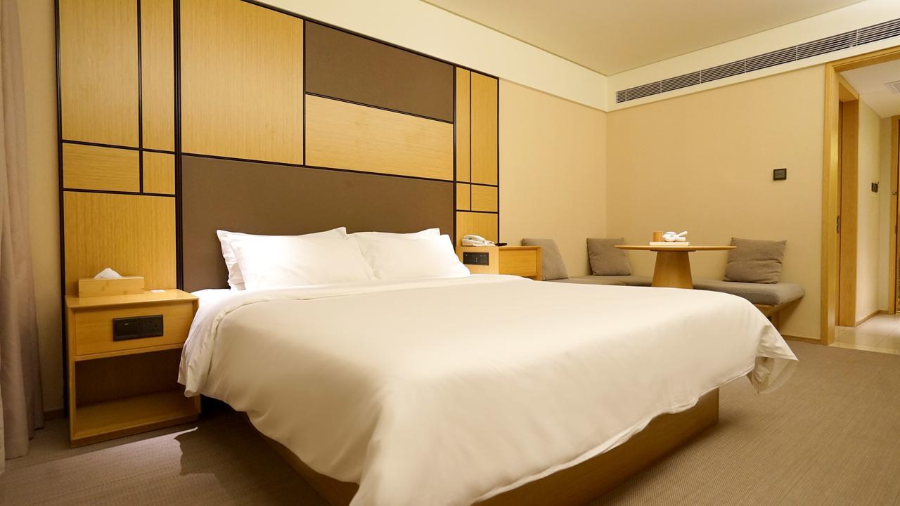 Ji Hotel Shanghai Bund East Nanjing Road Pedestrian Street Bagian luar foto