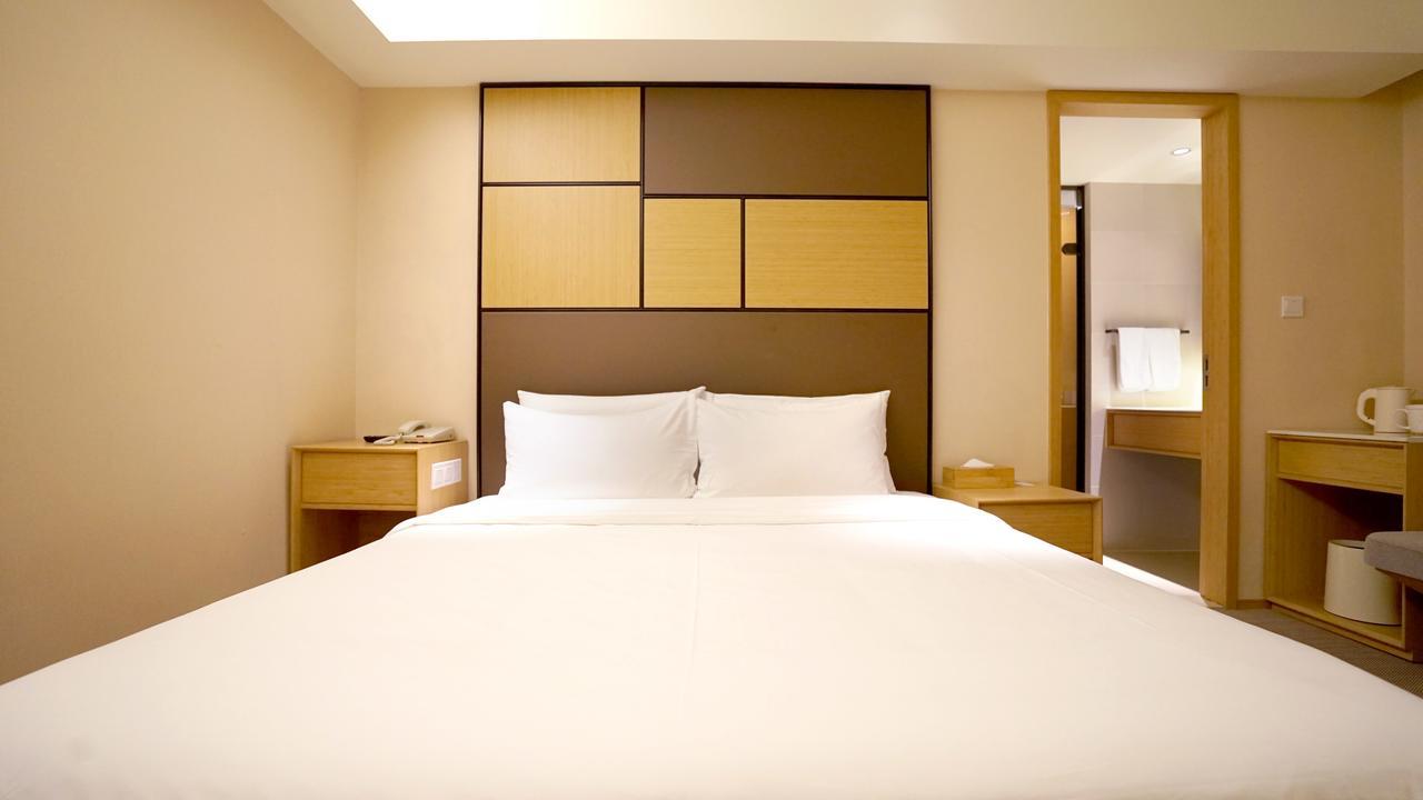 Ji Hotel Shanghai Bund East Nanjing Road Pedestrian Street Bagian luar foto